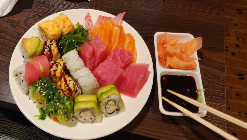 Sushi and Sashimi